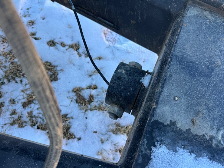 #4808-•-art's-way-x900-image-8