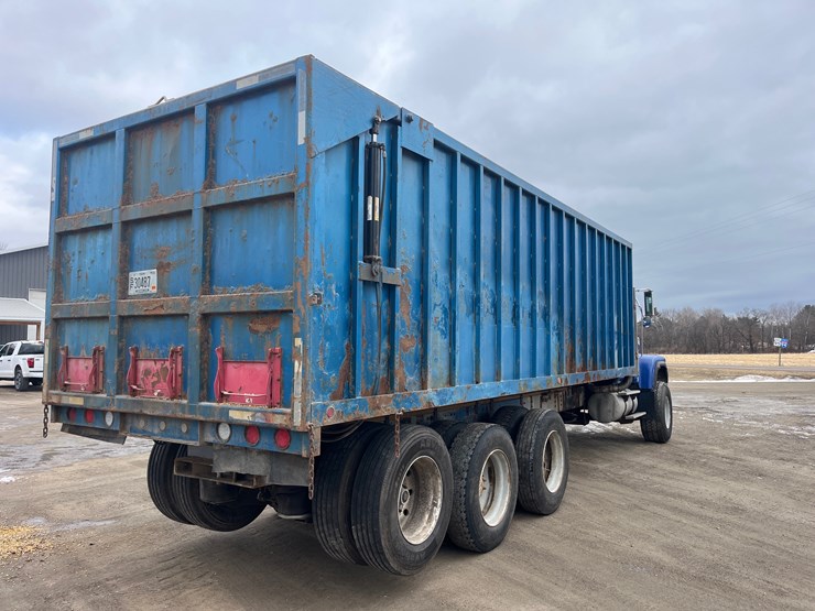 1995-international-5000-image-5