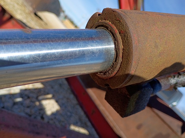 massey-ferguson-1016-image-17