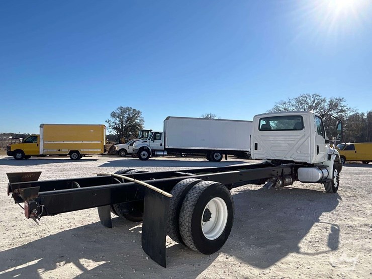 2020-international-mv607-image-3