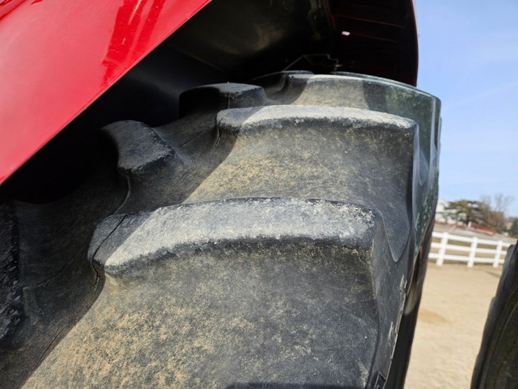 case-ih-mx180-image-51