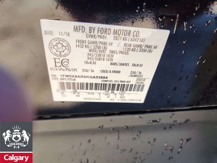 2019-ford-explorer-image-27