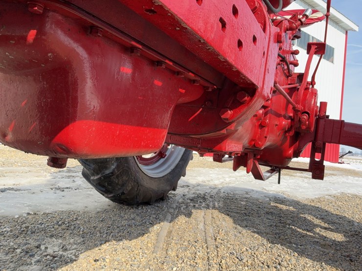 1954-mccormick-farmall-super-mta-image-45