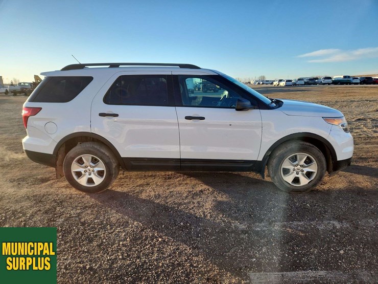 2013-ford-explorer-image-8