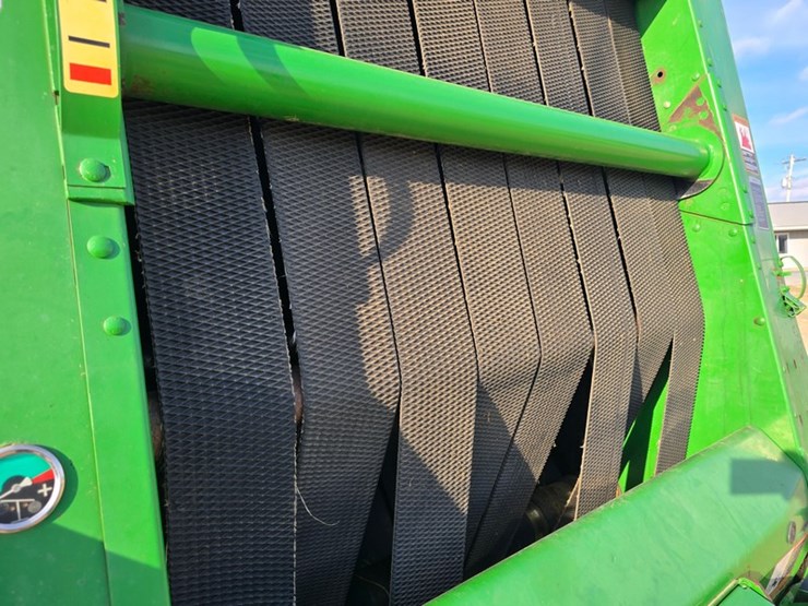 john-deere-568-image-15