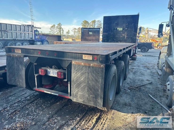 2019-kenworth-t800-image-6