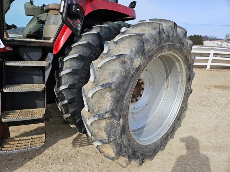 case-ih-mx180-image-48
