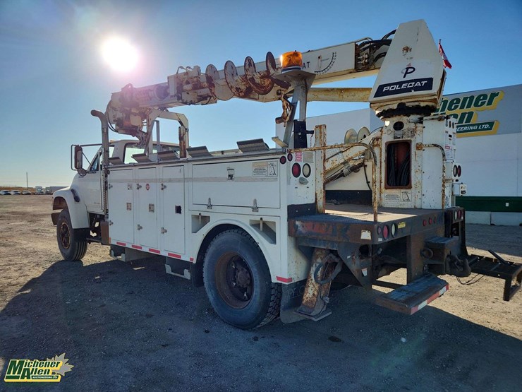 1996-ford-f800-image-3