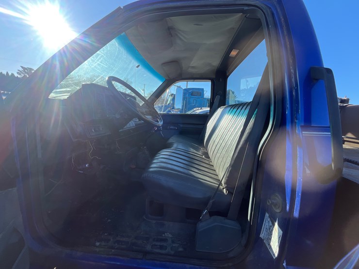 #4893-•-chevrolet-kodiak-service-truck-image-17