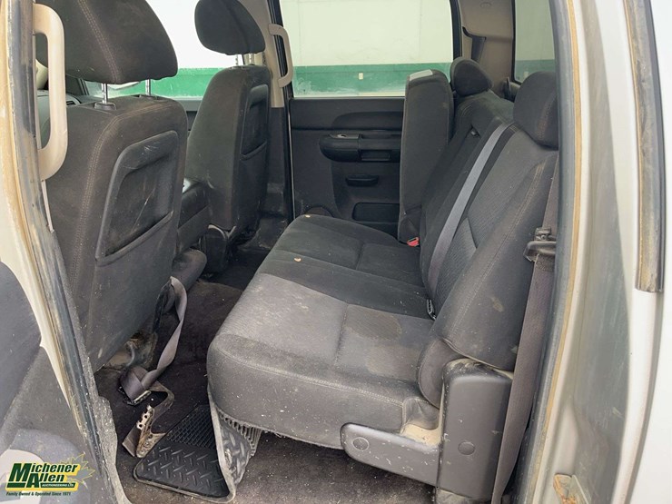 2010-chevrolet-silverado-1500-image-15