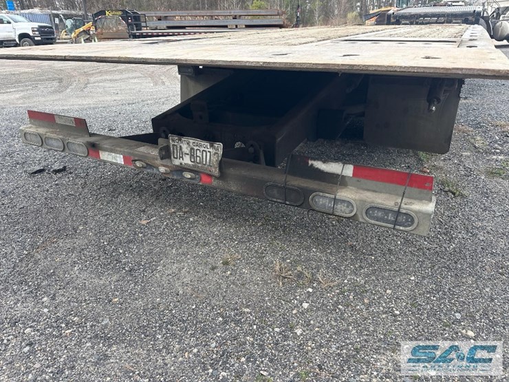 2023-landoll-455b-image-16