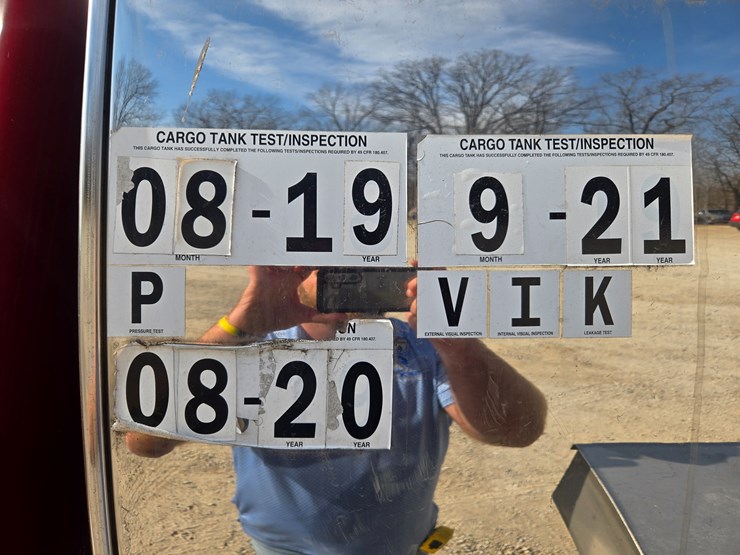 2015-kenworth-t800-image-78