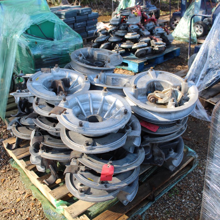 #5177 • PALLET OF SHOES FOR BENDERS