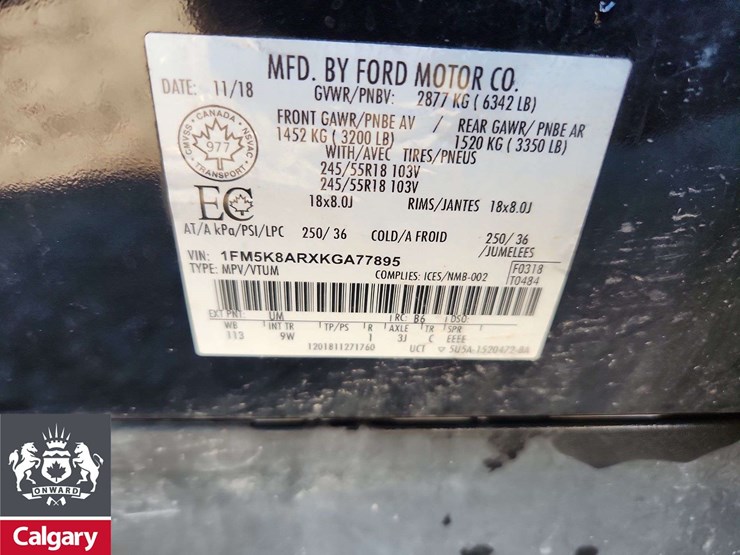 2019-ford-explorer-image-26