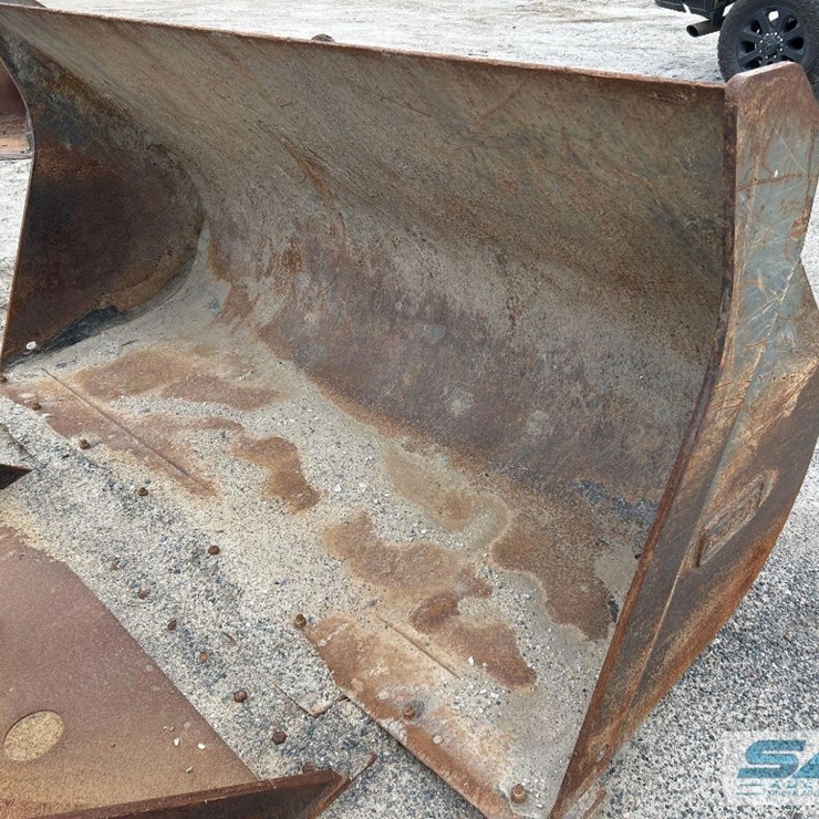 DOOSAN 35YD Q/C LOADER BUCKET