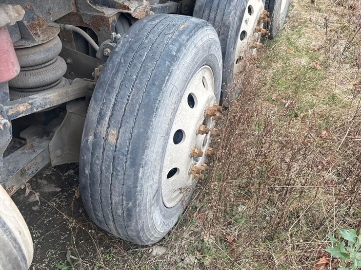 2007-peterbilt-357-image-13