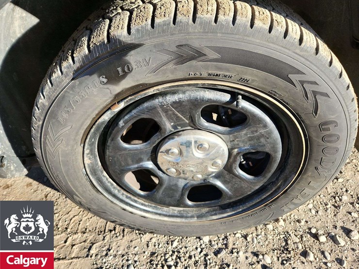 2018-ford-explorer-image-13