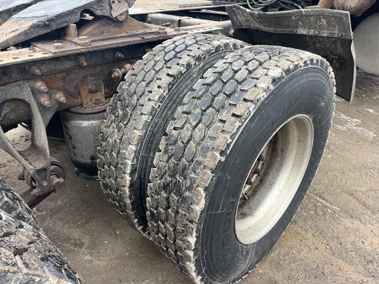 2006-international-9200-image-21