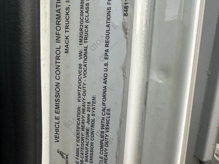 2019-mack-gr64b-quad/a-dump-truck-image-20