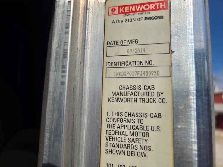 2015-kenworth-t800-image-60