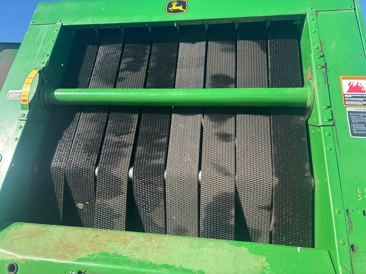 john-deere-568-image-15