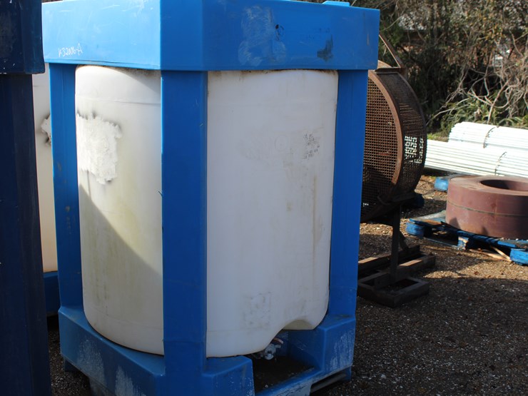 #5136-•-300-gallon-water-tank,-skid-mtd-image-2