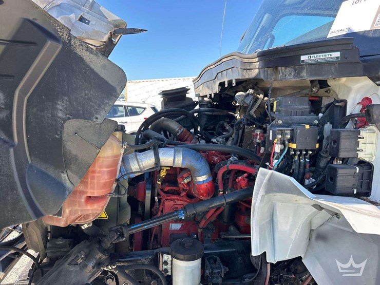 2020-international-mv607-image-9