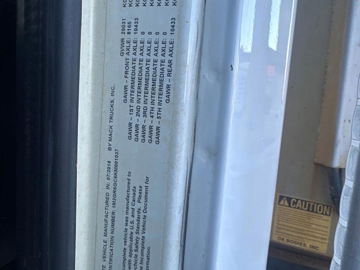 2019-mack-gr64f9-quad/a-dump-truck-image-19