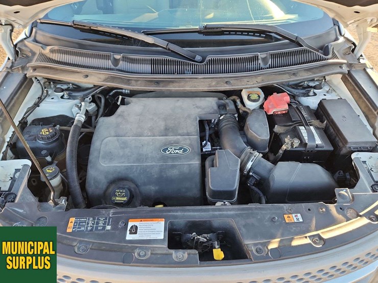 2013-ford-explorer-image-27