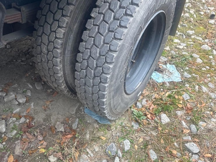 2002-international-4300-sba-image-13