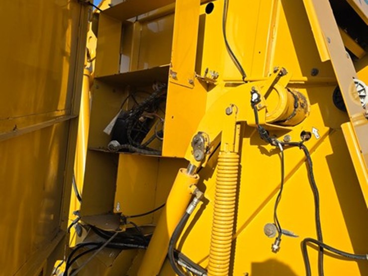 vermeer-604m-image-13