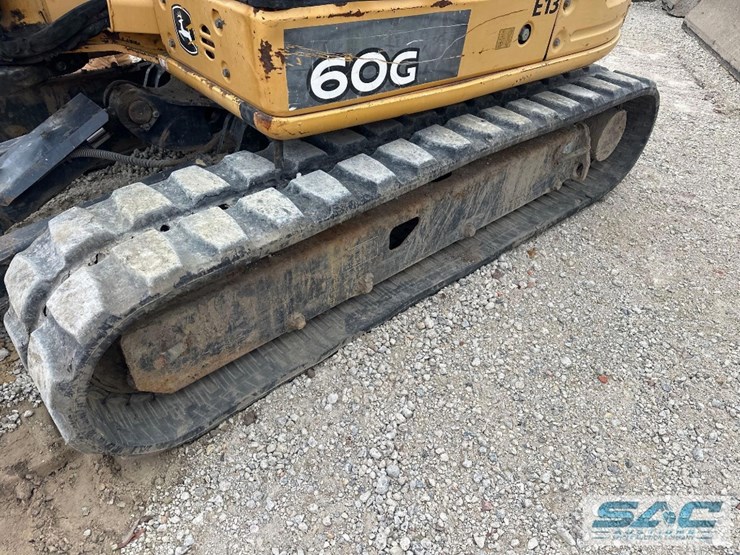 2014-deere-60g-image-15