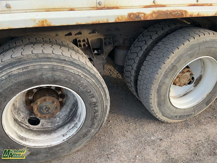 2017-international-workstar-7400-image-12