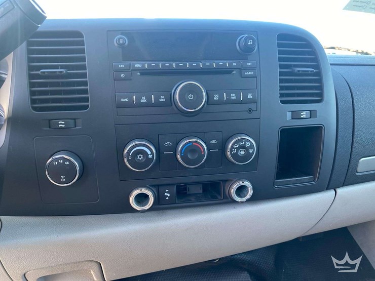 2008-chevrolet-silverado-3500-image-14