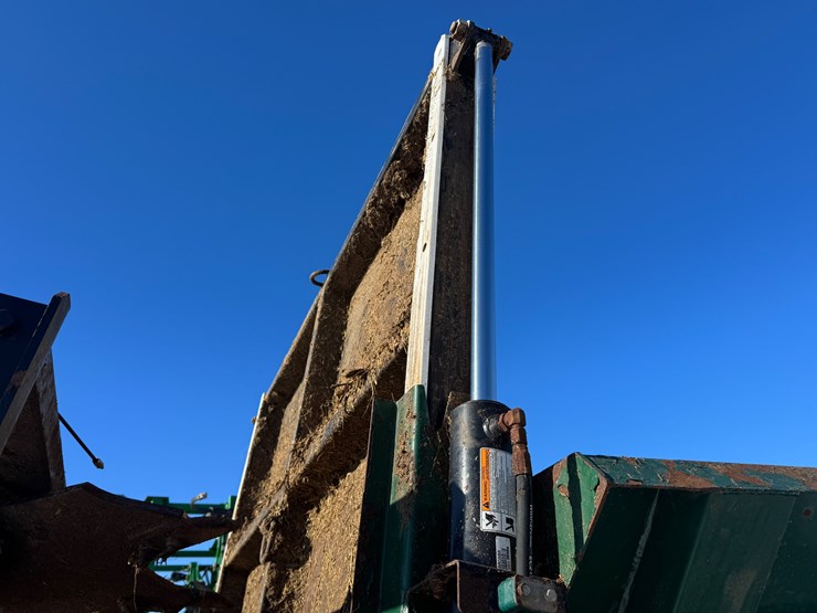 #4808-•-art's-way-x900-image-18