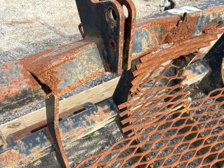 78in-skid-steer-debris-collection-attachment-image-2