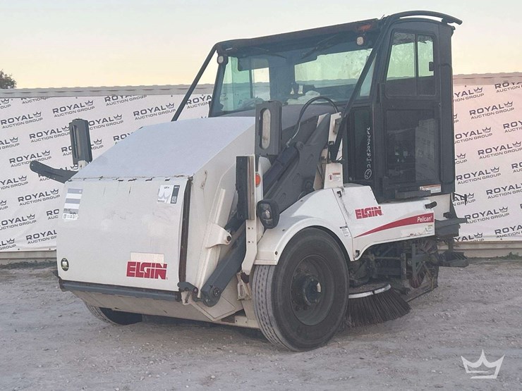 elgin-pelican-image-1