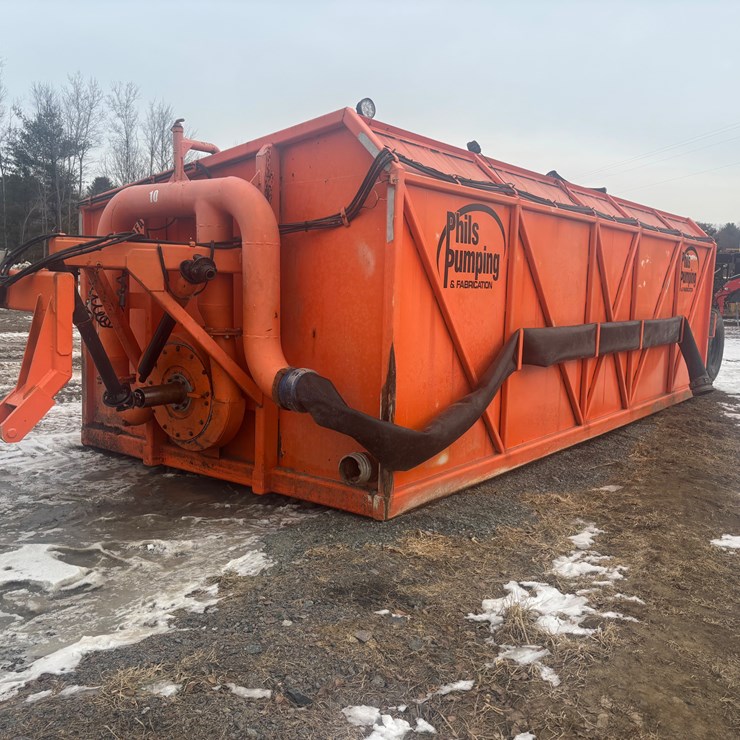 #4819 • Phils Pumping & Fabrication Manure Dumpster