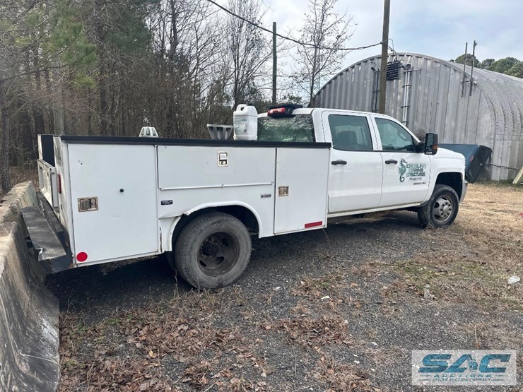 2016-chevrolet-3500hd-image-4