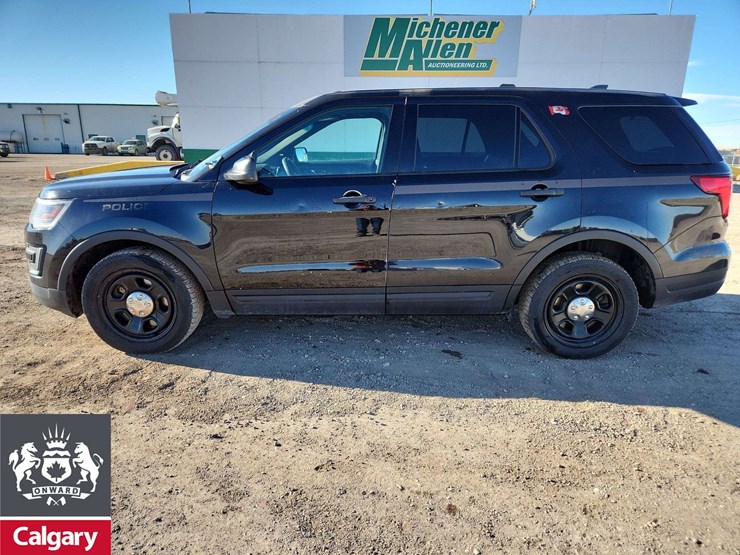 2019-ford-explorer-image-6