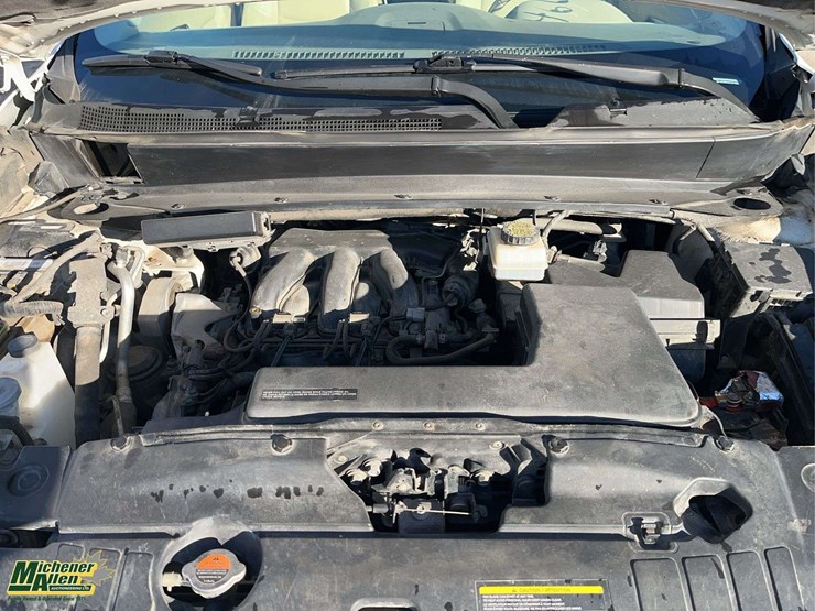 2014-nissan-pathfinder-image-26