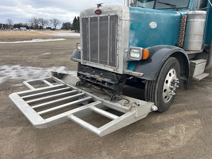 1998-peterbilt-379-image-25