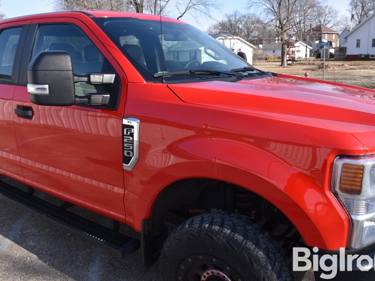 2020-ford-f250-image-19