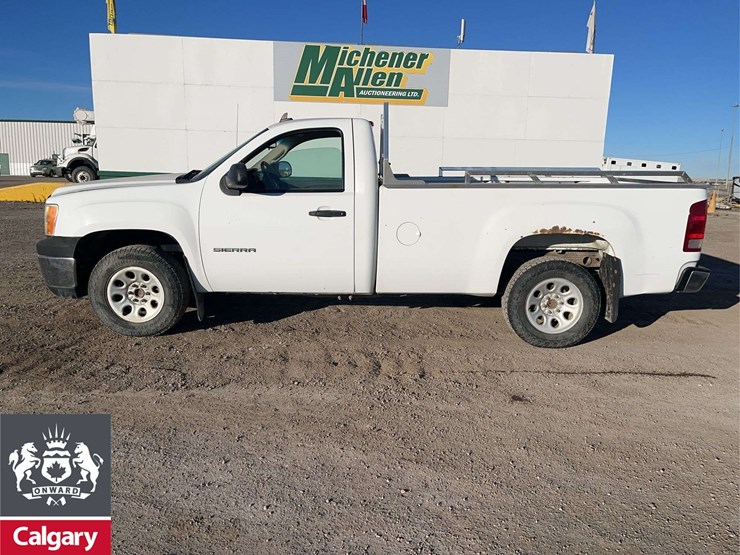 2010-gmc-sierra-1500-image-6