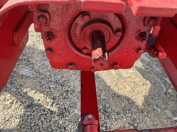 1954-mccormick-farmall-super-mta-image-27