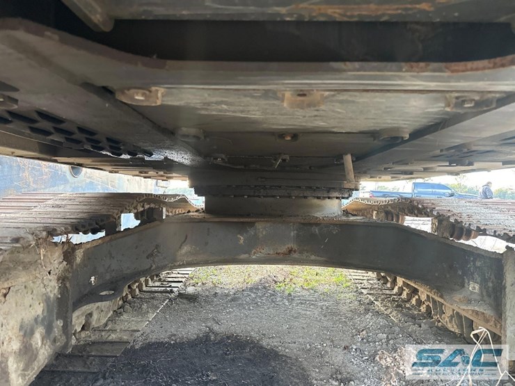 2014-volvo-ec250d-lr-image-4