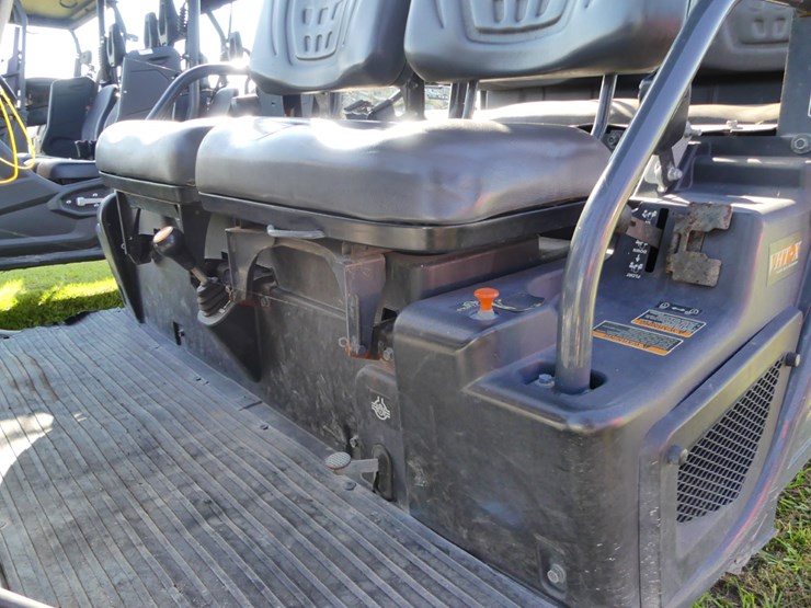 2009-kubota-rtv1140-image-11