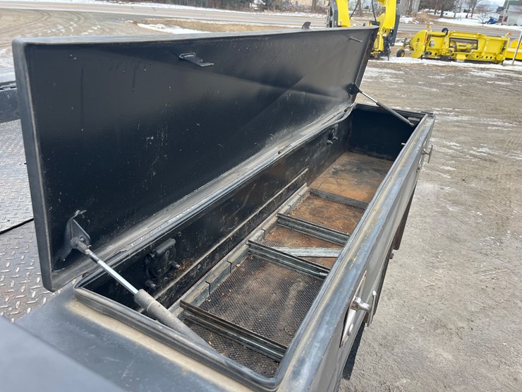 2007-chevrolet-2500-image-12