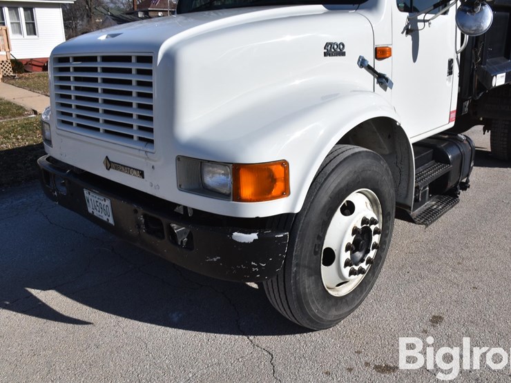 1999-international-4700-image-15