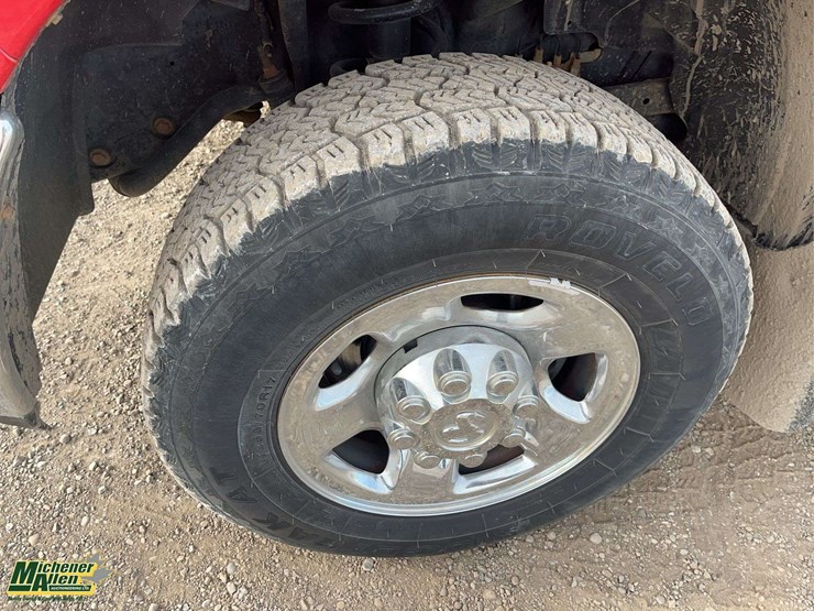 2013-dodge-2500-image-10